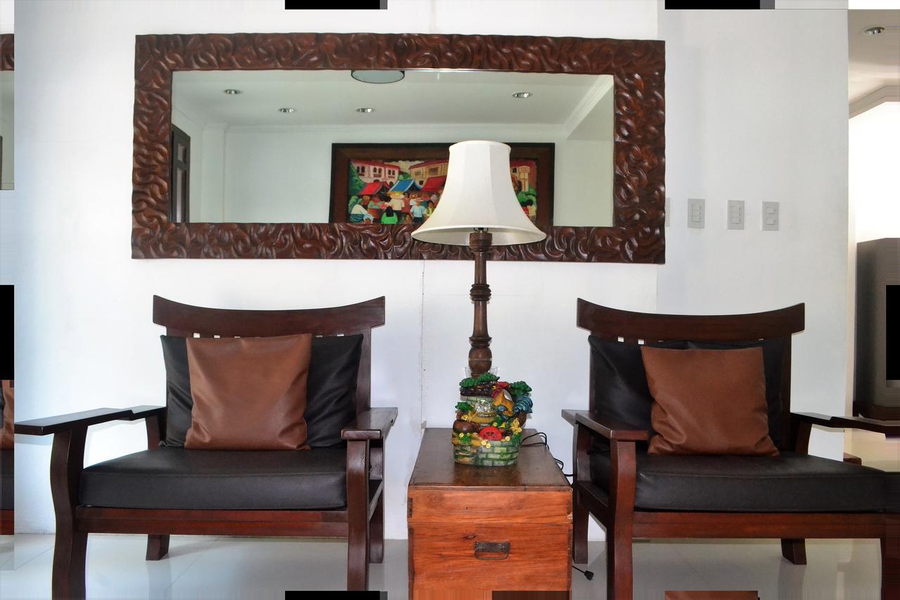 Hotel Lola Natividad Виган Экстерьер фото